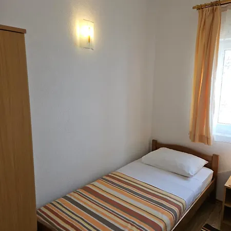 Rubić, *
